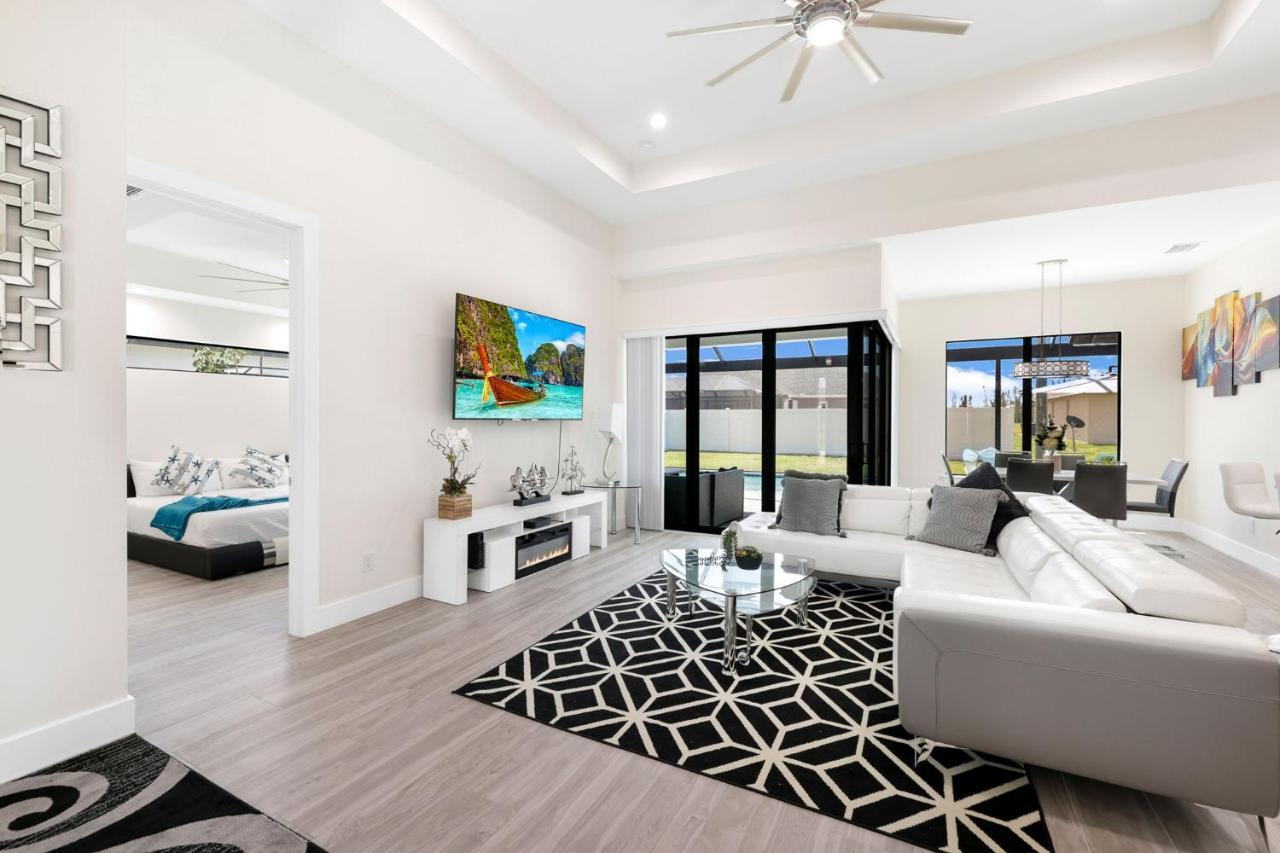 Perfect Oasis Retreat ! 2023 Luxury Built Home, Heated Pool And Games Cape Coral Zewnętrze zdjęcie